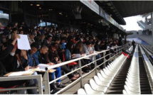 500 jeunes passent un examen d'orthographe au stade Gerland