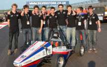 Des étudiants de l'Estaca dans la compétition automobile Formula Student 